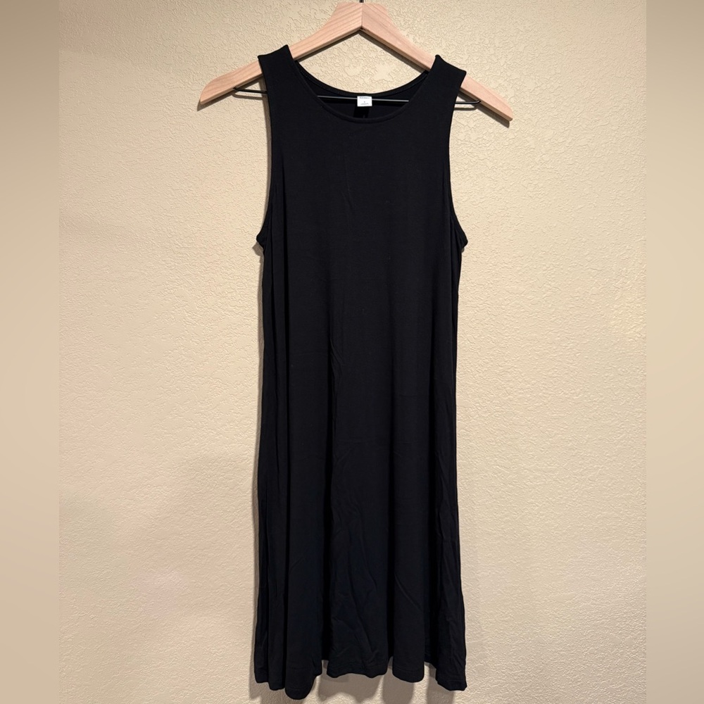 Old Navy women’s flowy black tank top mini dress